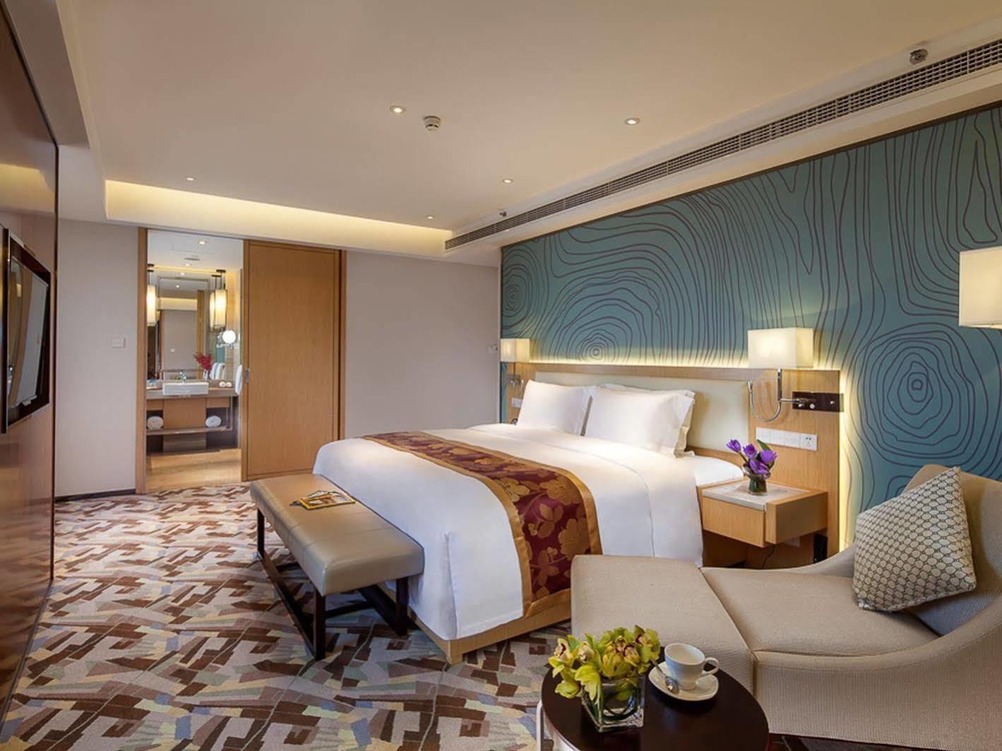 Ln Dongfang Hotel Financial Center, Foshan Esterno foto
